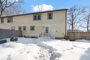 19 Evergreen St, Medway, MA 02053 - Photo 3