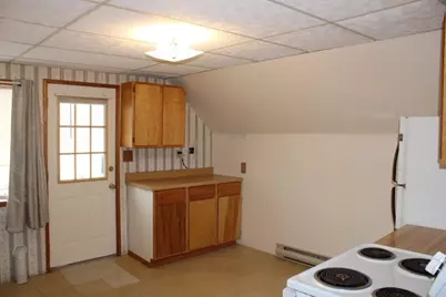 113 Pleasant St, Gloucester, MA 01930 - Photo 3