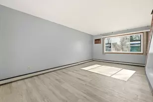 1022 Riverside Ave, Somerset, MA 02726 - Photo 5