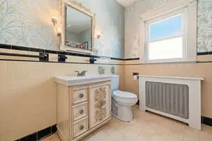 1022 Riverside Ave, Somerset, MA 02726 - Photo 15