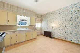 1022 Riverside Ave, Somerset, MA 02726 - Photo 13