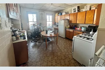 158 Webster St, Boston, MA 02128 - Photo 13