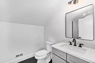 6 Callahan Dr, Woburn, MA 01801 - Photo 31