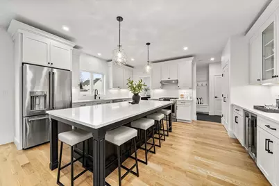 6 Callahan Drive, Woburn, MA 01801 - Photo 11