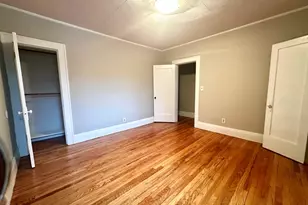 589 Pleasant St, Holyoke, MA 01040 - Photo 13