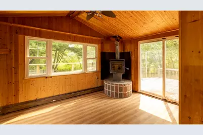 101 Pine Grove Ave, Bellingham, MA 02019 - Photo 5