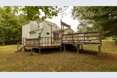 101 Pine Grove Ave, Bellingham, MA 02019 - Photo 9