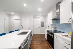 267 Old Colony, Boston, MA 02127 - Photo 3