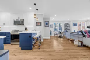 1721 Centre St, Boston, MA 02132 - Photo 5