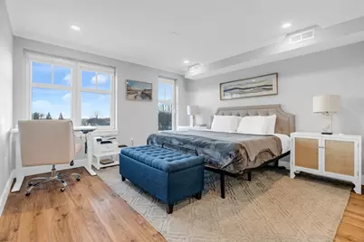 1721 Centre St #303, Boston, MA 02132 - Photo 11