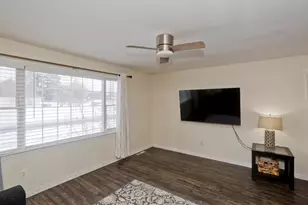 44 Naismith St, Springfield, MA 01104 - Photo 7