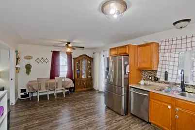 44 Naismith St, Springfield, MA 01104 - Photo 11