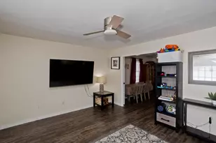 44 Naismith St, Springfield, MA 01104 - Photo 9