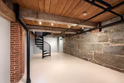 172 Middle #108, Lowell, MA 01852 - Photo 5