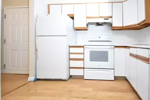 10 Pleasant St, Lynn, MA 01902 - Photo 17