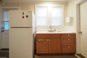 42 Magazine, Cambridge, MA 02139 - Photo 3