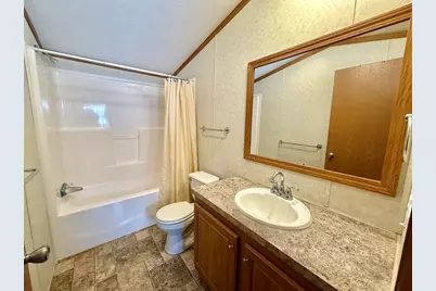 60 Quaboag Valley Co Op St, Palmer, MA 01069 - Photo 17