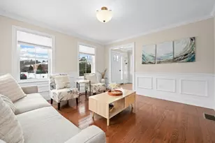 82 Pleasant St, Medfield, MA 02052 - Photo 5