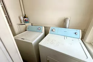 8 Berkeley St, Watertown, MA 02472 - Photo 11