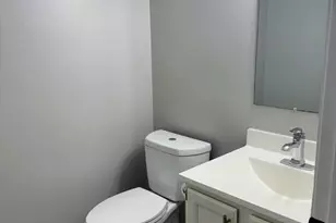 34 Crescent St, Northbridge, MA 01588 - Photo 17