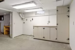 180 Pond View Dr, Barnstable, MA 02632 - Photo 29