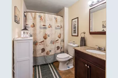 242 Pleasant Street, Leominster, MA 01453 - Photo 17