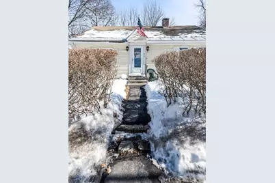 242 Pleasant Street, Leominster, MA 01453 - Photo 3