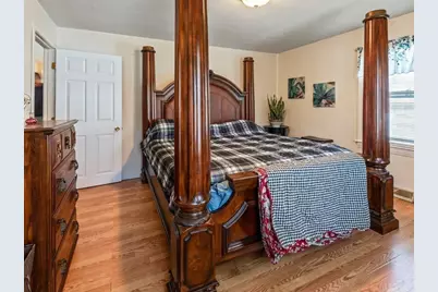 242 Pleasant Street, Leominster, MA 01453 - Photo 23
