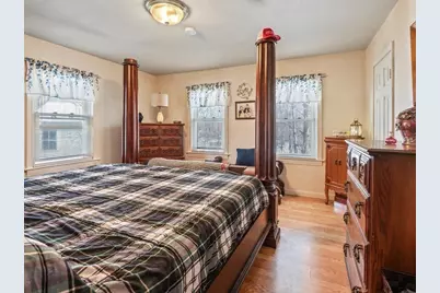 242 Pleasant Street, Leominster, MA 01453 - Photo 23