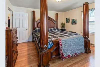 242 Pleasant Street, Leominster, MA 01453 - Photo 27