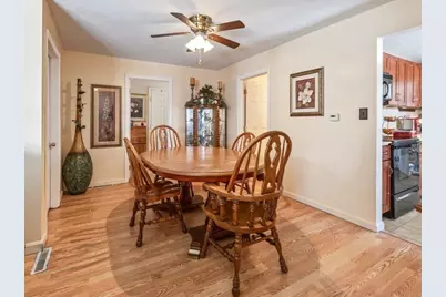 242 Pleasant Street, Leominster, MA 01453 - Photo 15