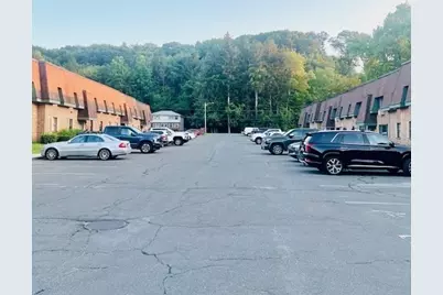 549 Russell Rd #14D, Westfield, MA 01085 - Photo 3