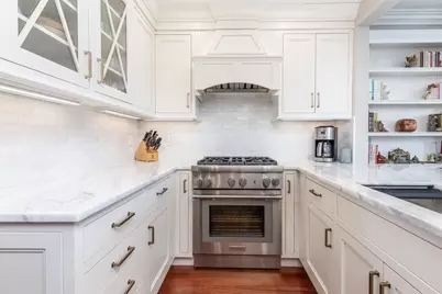 83 Montgomery St #3, Boston, MA 02116 - Photo 5