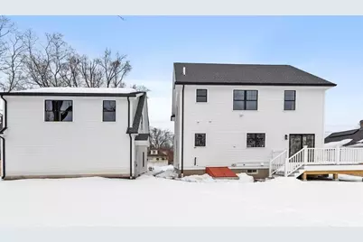 20 Mt Pleasant St, Dracut, MA 01826 - Photo 3