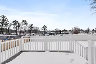 20 Mt Pleasant St, Dracut, MA 01826 - Photo 7