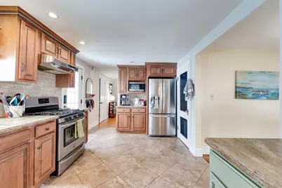 115 Grove St, West Springfield, MA 01089 - Photo 25