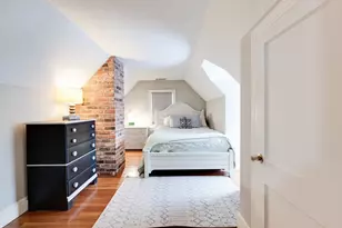 115 Grove St, West Springfield, MA 01089 - Photo 9