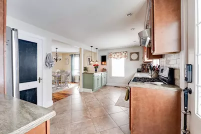 115 Grove St, West Springfield, MA 01089 - Photo 19