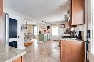 115 Grove St, West Springfield, MA 01089 - Photo 19