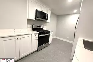 45 North Emerson St, Wakefield, MA 01880 - Photo 3