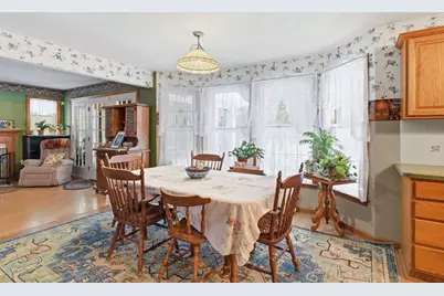 19 Logan Pl, Agawam, MA 01030 - Photo 7