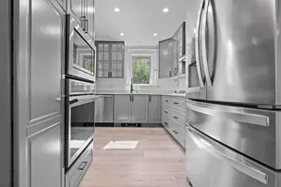 12 Lowell Pl, Waltham, MA 02453 - Photo 3