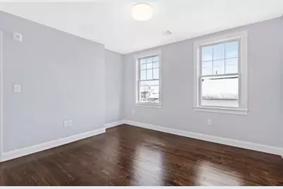 23 Taylor St #3, Waltham, MA 02453 - Photo 9