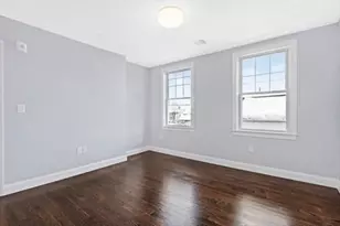 23 Taylor St, Waltham, MA 02453 - Photo 9