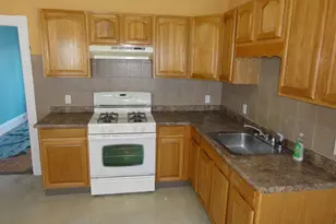 130 Vernal St, Everett, MA 02149 - Photo 3