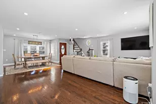 463 Pleasant St, Bridgewater, MA 02333 - Photo 5