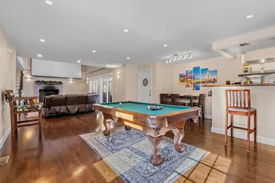 463 Pleasant St, Bridgewater, MA 02333 - Photo 17