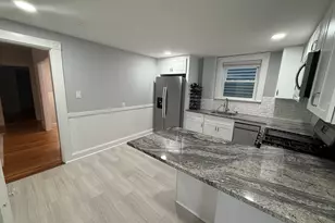 24 Ventura St, Boston, MA 02124 - Photo 3