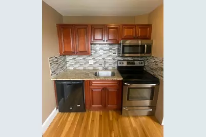 195 Thomas Burgin Pkwy #301, Quincy, MA 02169 - Photo 3