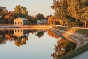 7 Linden St, Brookline, MA 02445 - Photo 3